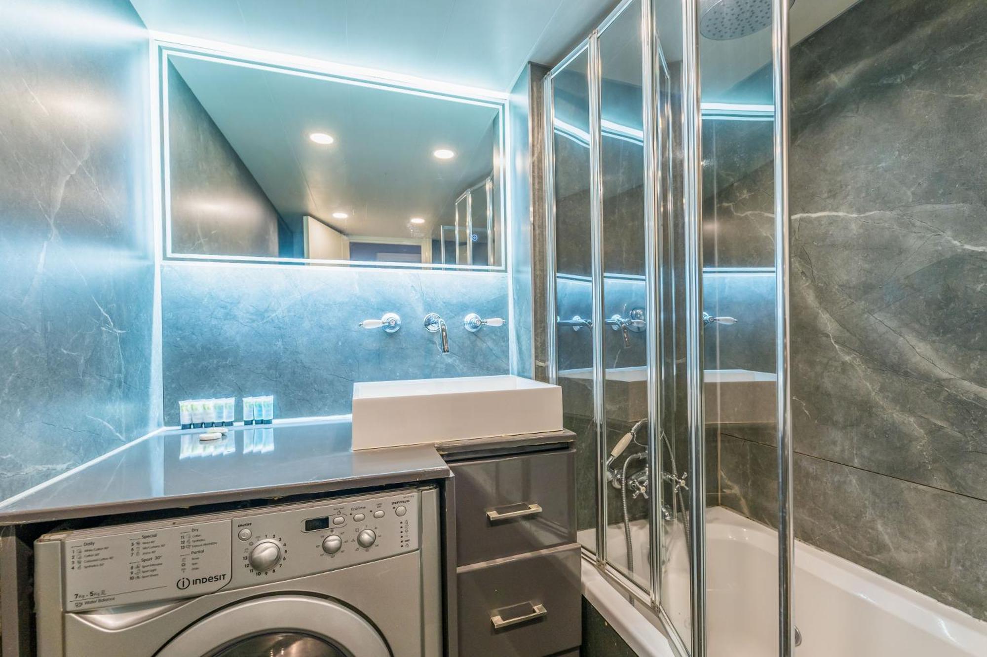 Luxury One Bedroom Flat In Westbourne Terrace Londra Dış mekan fotoğraf